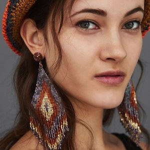 ZARA New Long Drop Earrings... LAST ONE!!!